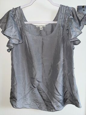 Banana Republic 100% Silk Silver Grey Flutter Sleeve Ruffle Top Small